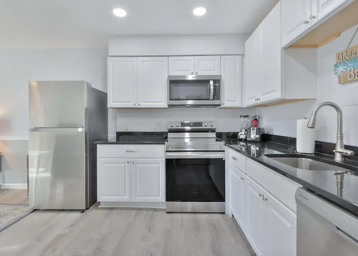 Belmont Building 131 Apartment